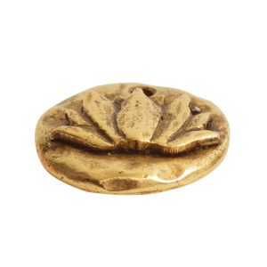 Charm Organic Lotus Round SmallAntique Gold